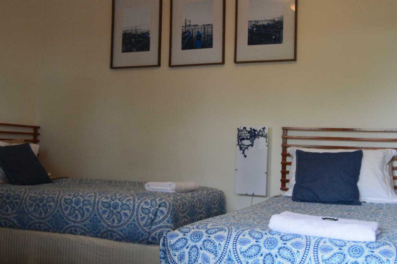 Suites On Avon York Εξωτερικό φωτογραφία